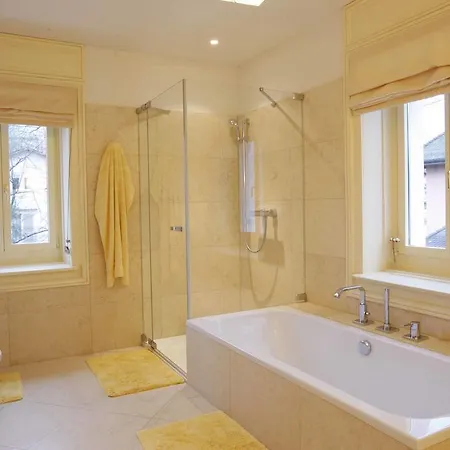 Private Luxury In Villa