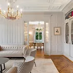 Private In Villa Zúrich